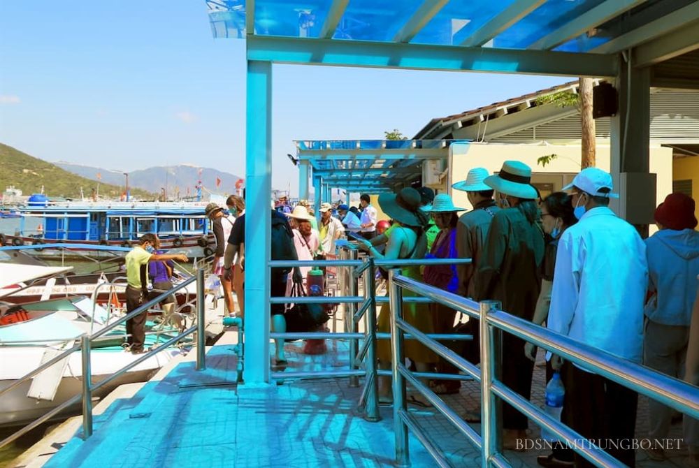 Cảng biển Nha Trang tại phường Vĩnh Trường, khu vực đang phát triển