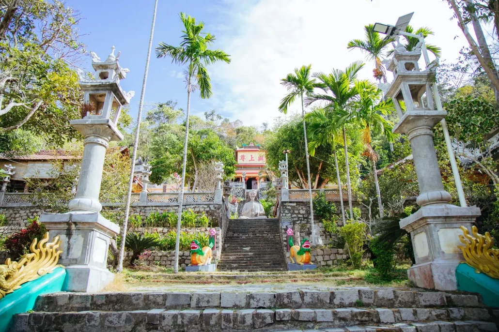 Chùa Linh Sơn Long Đoàn