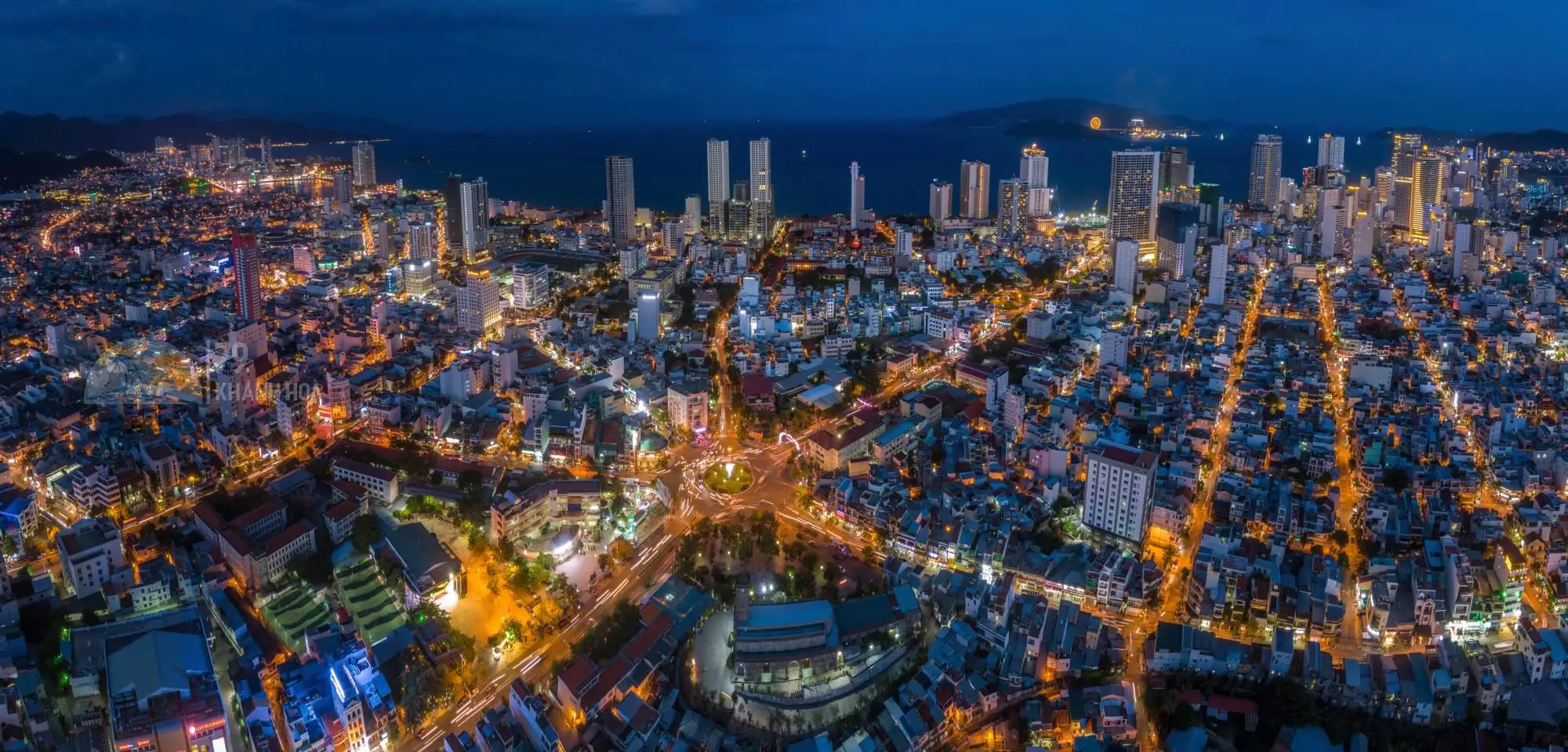 Toàn cảnh Thành phố Nha Trang về đêm