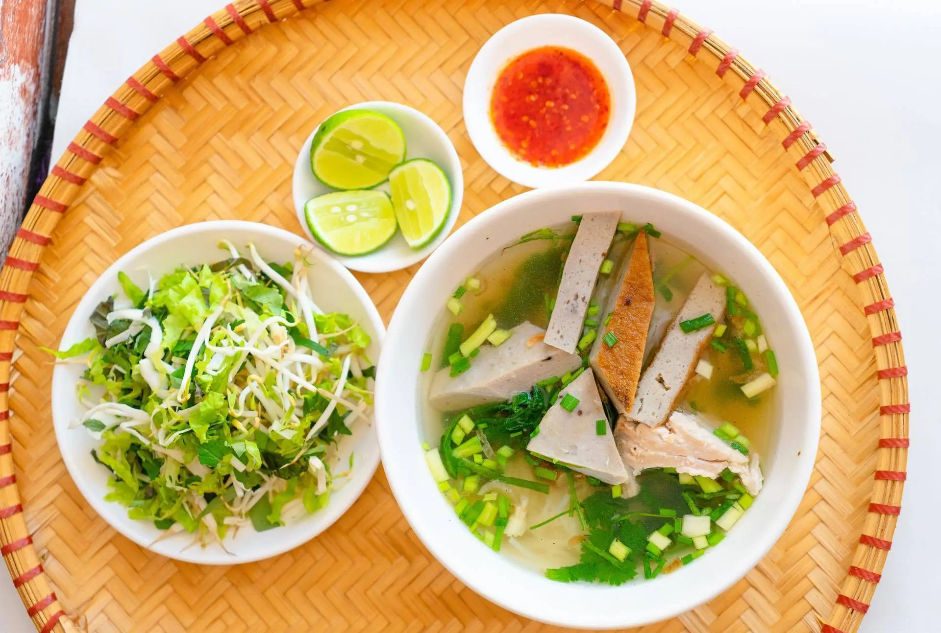 Bún chả cá Nha Trang ngon tại 123 Lê Thánh Tôn