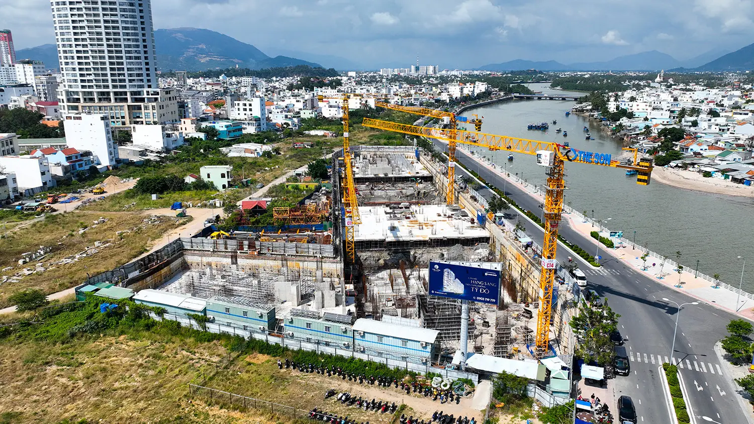 Tiến độ thi công thực tế tại công trường dự án Welltone Luxury Residence